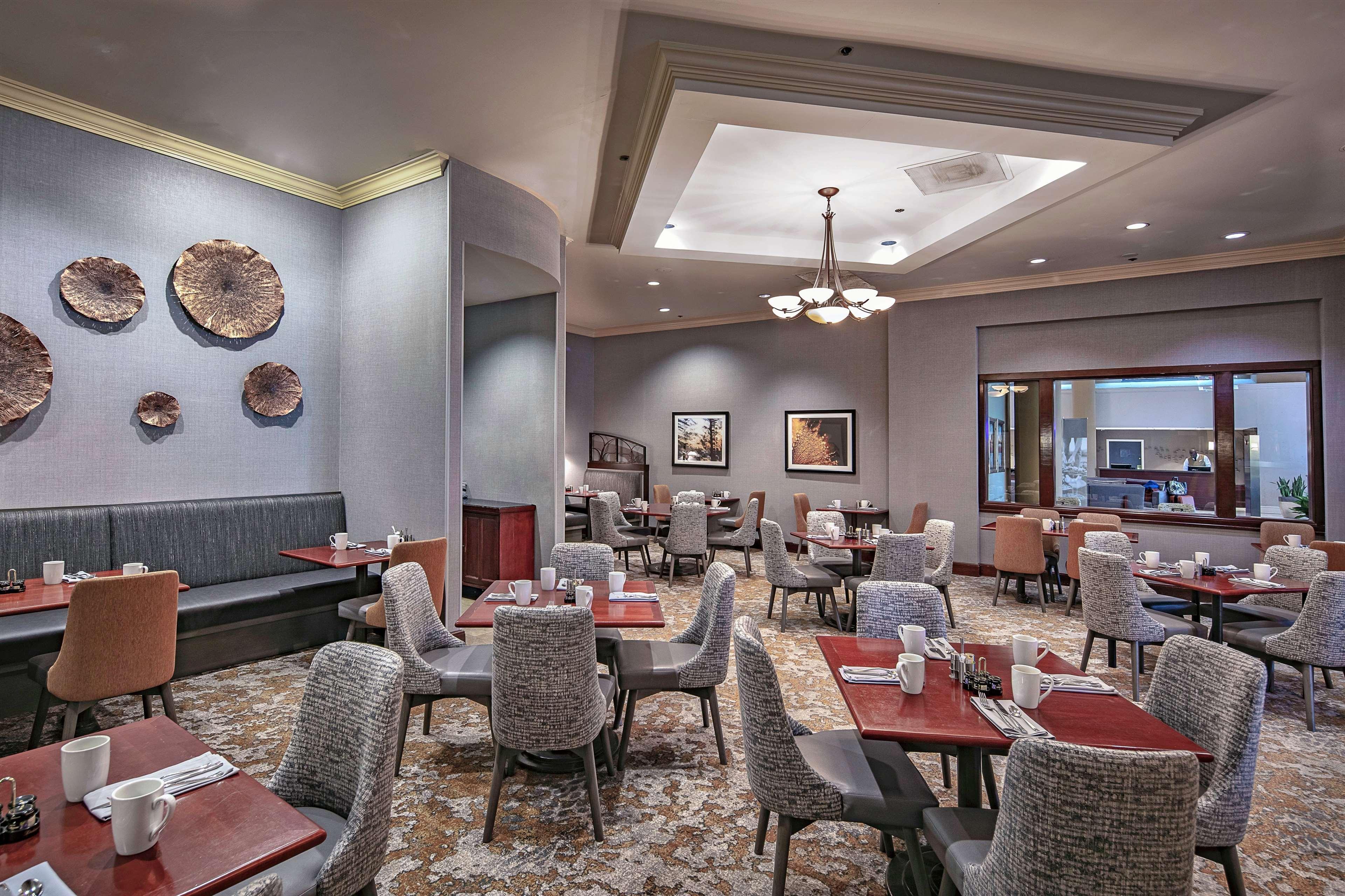Hilton Sacramento Arden West Hotel Bagian luar foto