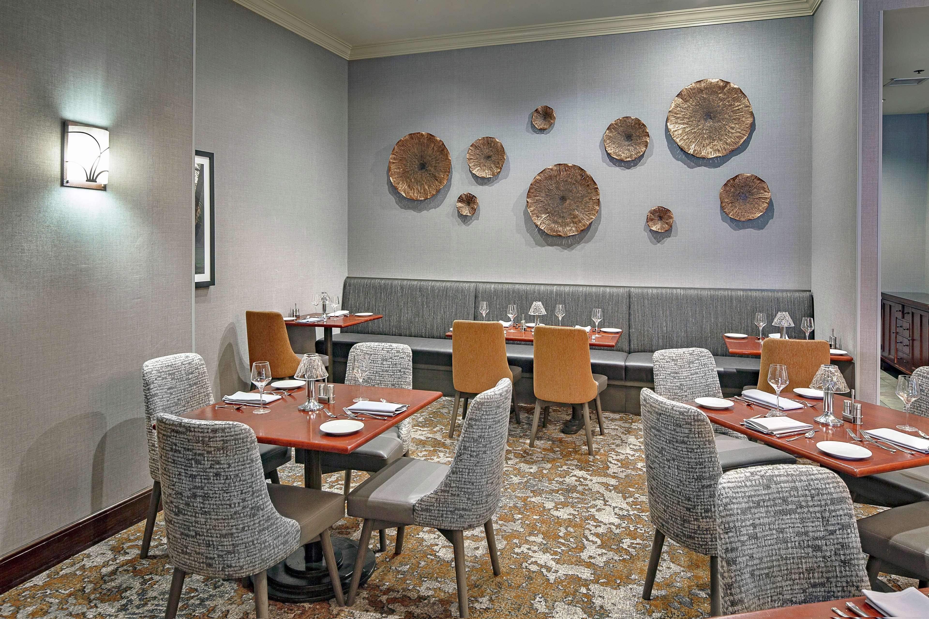 Hilton Sacramento Arden West Hotel Bagian luar foto